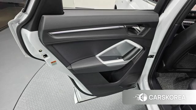 Audi Q3 (F3) id 4711278 из Кореи 17