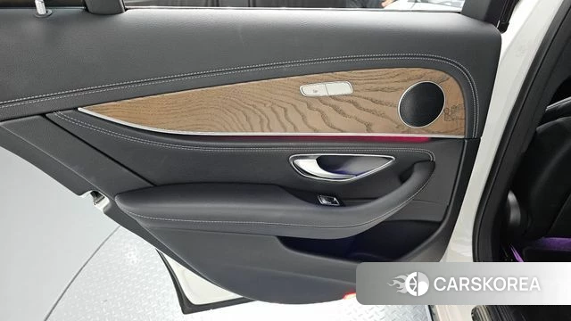 Mercedes-Benz E-Class W213 id 4430002 из Кореи 17