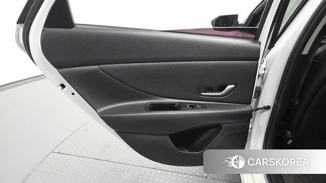 Hyundai Avante Hybrid (CN7) id 4917418 из Кореи 17