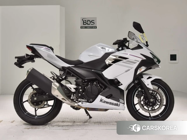 Проданный Kawasaki NINJA 400 2023 из Японии