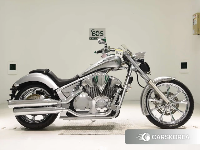 Проданный Honda VT1300CX 2010 из Японии, фото 2
