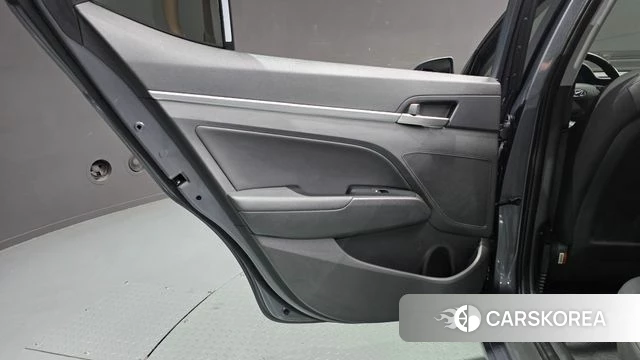 Hyundai The New Avante AD id 4713161 из Кореи 17