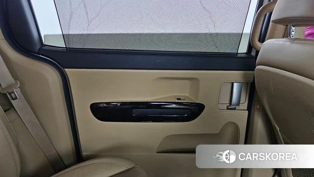 Kia The New Carnival id 4203631 из Кореи 17