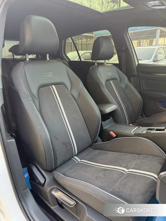 Volkswagen Golf id 4271650 из Китая 17