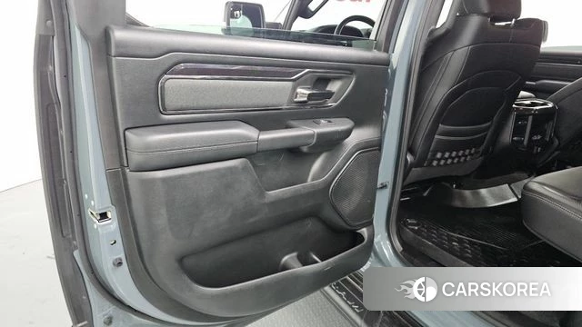 Dodge Lampicup id 4224647 из Кореи 17