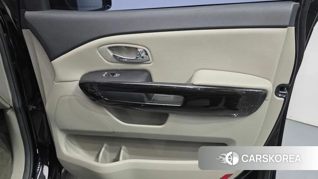 Kia The New Carnival id 4203843 из Кореи 17