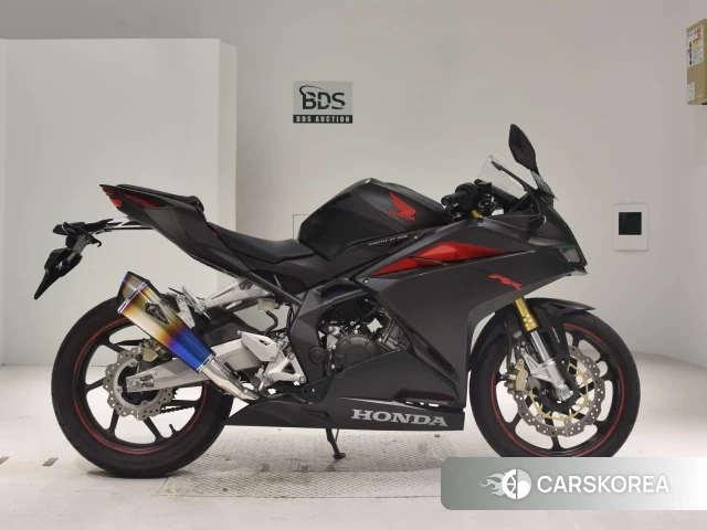 Проданный Honda CBR250RR ABS 2017 из Японии