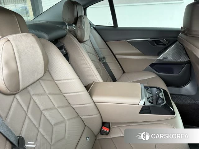 BMW 5 series id 4220918 из Китая 17