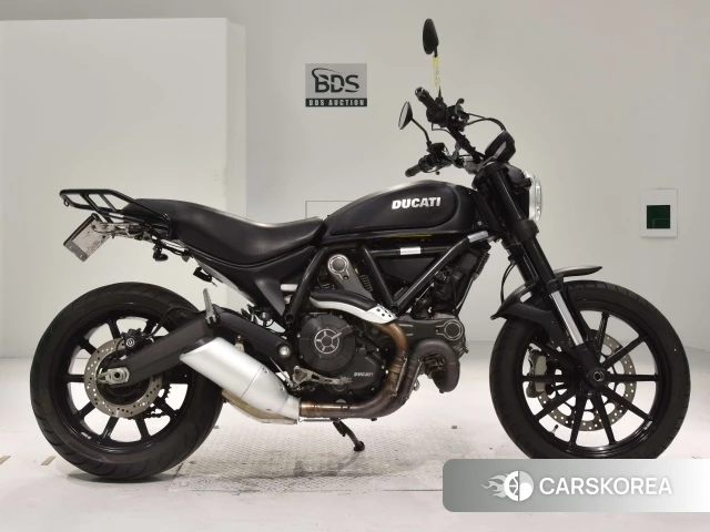 Проданный Ducati SCRAMBLER ICON 2015 из Японии