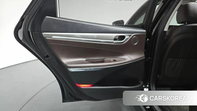 Hyundai The New Grandeur IG Hybrid id 4344701 из Кореи 17