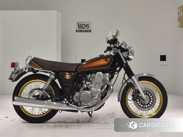 Проданный Yamaha SR400 id 4169527 из Японии