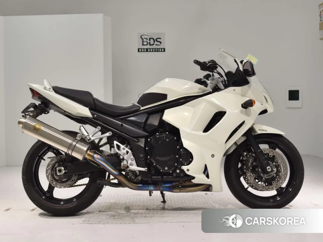 Проданный Suzuki BANDIT 1250F 2011 из Японии