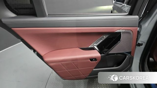 BMW 7 Series (G70) id 4691115 из Кореи 17