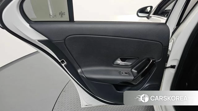 Mercedes-Benz A-Class W177 id 4482668 из Кореи 17