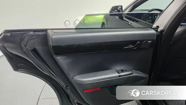 Hyundai Grandeur Hybrid (GN7) id 4665186 из Кореи 17