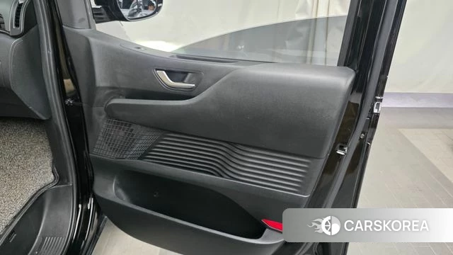 Hyundai Staria id 4635285 из Кореи 17