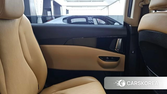 Kia Carnival 4th generation id 4646016 из Кореи 17