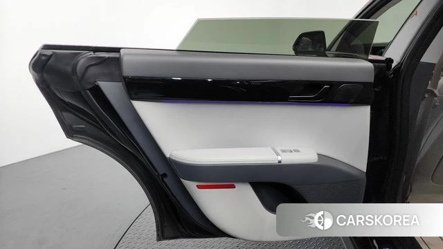 Hyundai Grandeur Hybrid (GN7) id 4222813 из Кореи 17