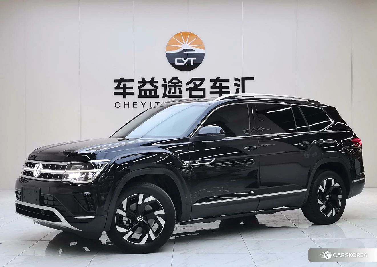 Volkswagen Tourang id 4487381 из Китая 17