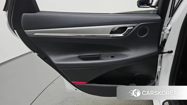 Hyundai The New Grandeur IG id 4507000 из Кореи 17
