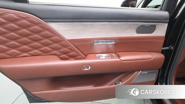 Genesis G90 (RS4) id 4731133 из Кореи 17