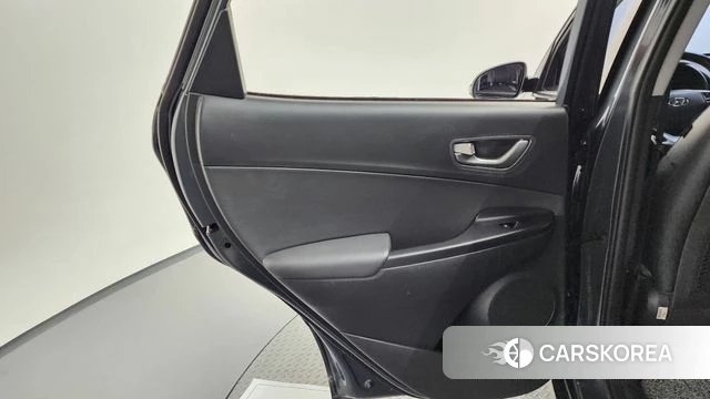 Hyundai Kona Electric id 4672643 из Кореи 17