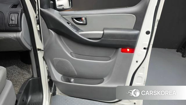 Hyundai The New Grand Starex id 4918399 из Кореи 17