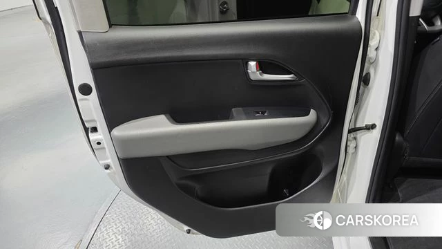 Kia The New Kia Ray id 4835290 из Кореи 17
