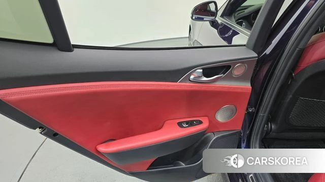 Kia Stinger id 4614646 из Кореи 17