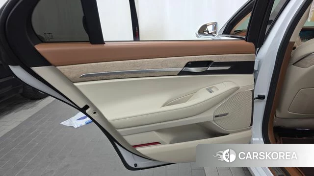 Genesis G90 id 4764516 из Кореи 17