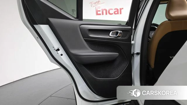 Volvo XC40 id 4737408 из Кореи 17