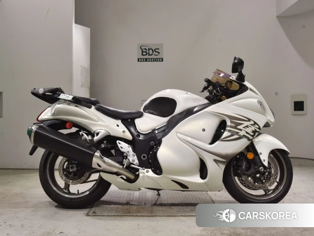 Проданный Suzuki GSX1300R HAYABUSA 2011 из Японии, фото 2