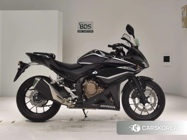 Проданный Honda CBR400R 2018 из Японии