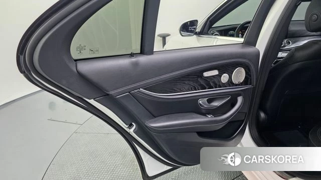 Mercedes-Benz E-Class W213 id 4506607 из Кореи 17