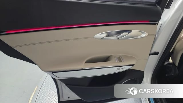 Genesis GV70 id 4248232 из Кореи 17