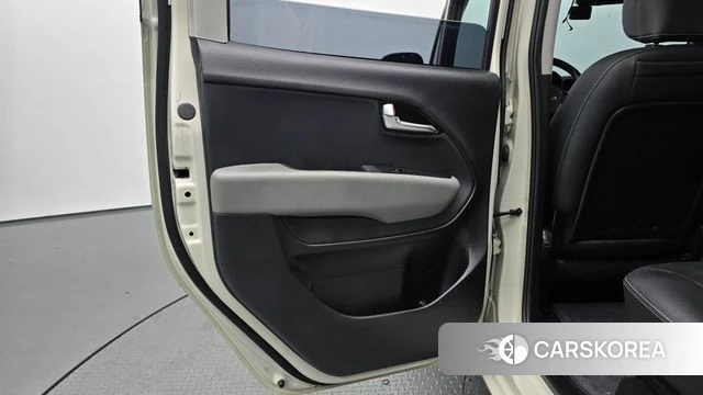Kia The New Kia Ray id 4555141 из Кореи 17