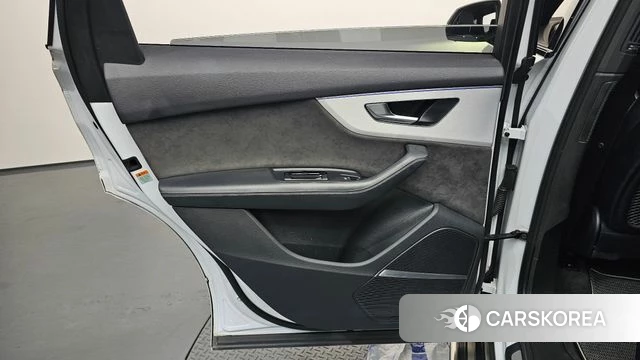 Audi Q7 (4M) id 4641737 из Кореи 17