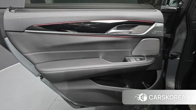 BMW 6 Series GT (G32) id 4280160 из Кореи 17