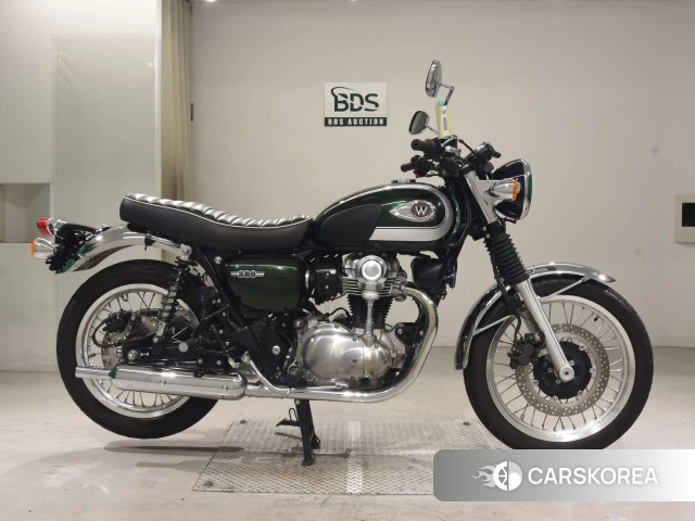 Проданный Kawasaki W800 2021 из Японии