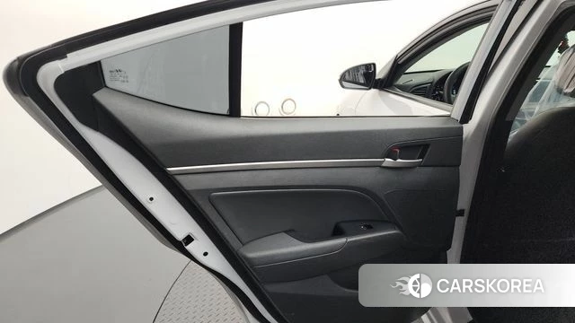 Hyundai Avante AD id 4397978 из Кореи 17
