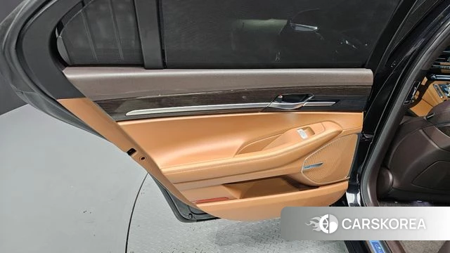 Genesis G90 id 4430098 из Кореи 17
