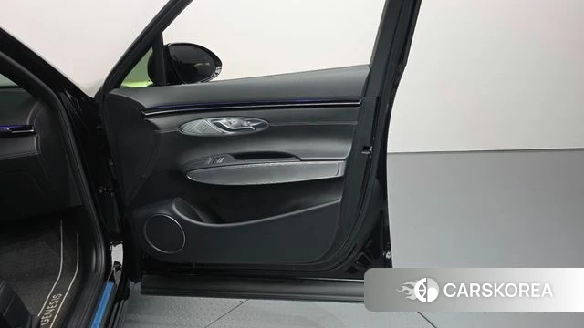 Genesis GV70 id 4578982 из Кореи 17