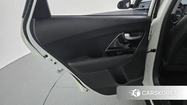Kia Niro id 4873482 из Кореи 17