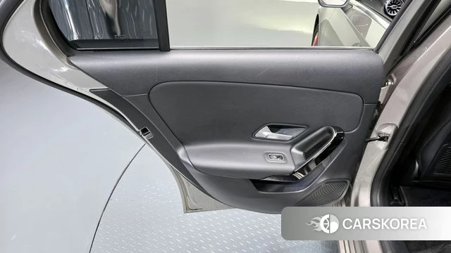 Mercedes-Benz A-Class W177 id 4424379 из Кореи 17