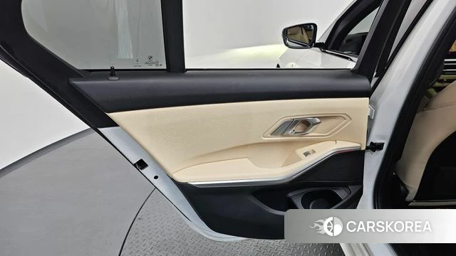 BMW 3 Series (G20) id 4267198 из Кореи 17