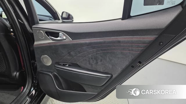 Kia Stinger Meister id 4608758 из Кореи 17