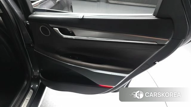 Hyundai The New Grandeur IG id 4458992 из Кореи 17