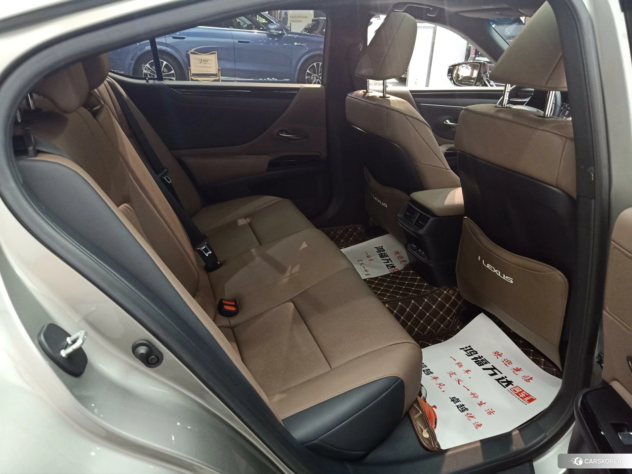 Lexus ES id 4487223 из Китая 17