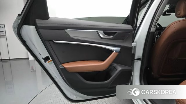 Audi A6 (C8) id 4243966 из Кореи 17