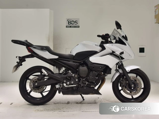Проданный Yamaha XJ6 DIVERSION 2013 из Японии